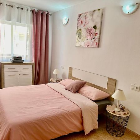 San Luis Apartment Торевиеха Екстериор снимка